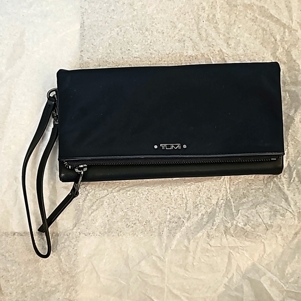 Tumi wristlet travel wallet